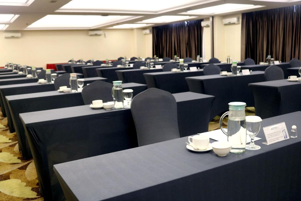 Aston Inn Gideon Batam Nagoya Exterior photo