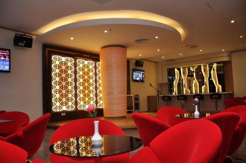 Aston Inn Gideon Batam Nagoya Exterior photo