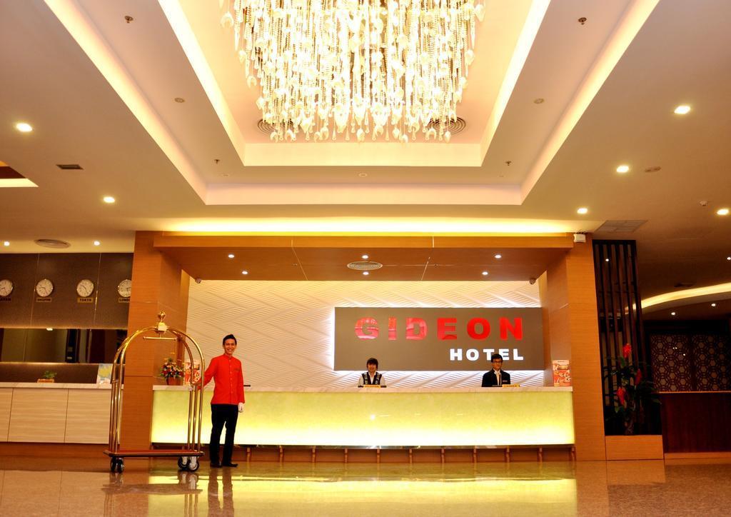 Aston Inn Gideon Batam Nagoya Exterior photo