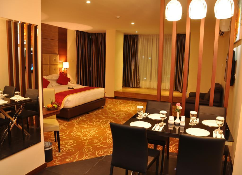 Aston Inn Gideon Batam Nagoya Exterior photo