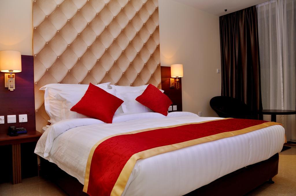 Aston Inn Gideon Batam Nagoya Exterior photo